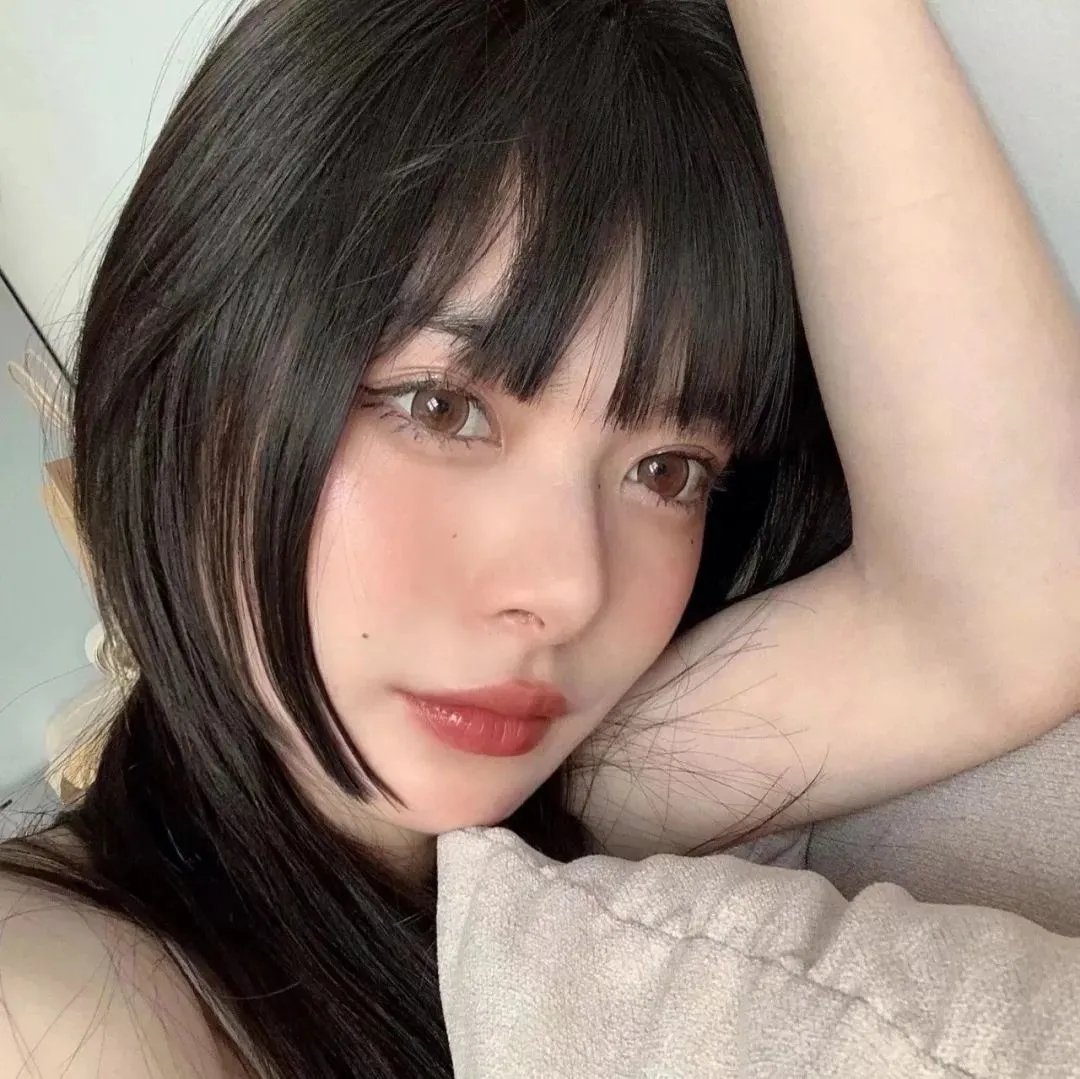 美丽笨女人